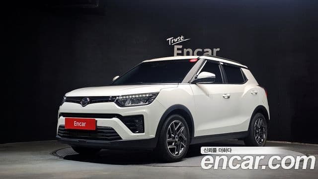Very New Tivoli Benzină 1.5 2WD