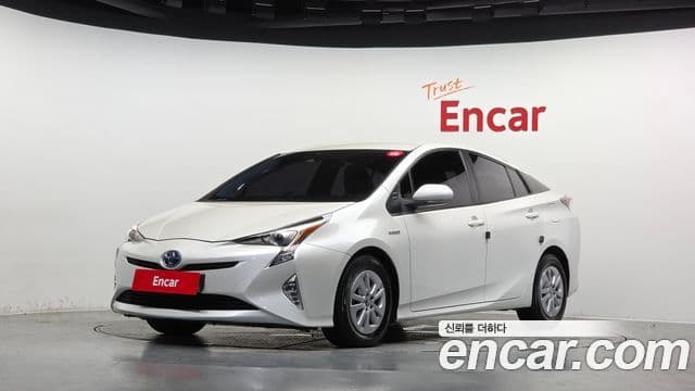 Prius 1.8 E