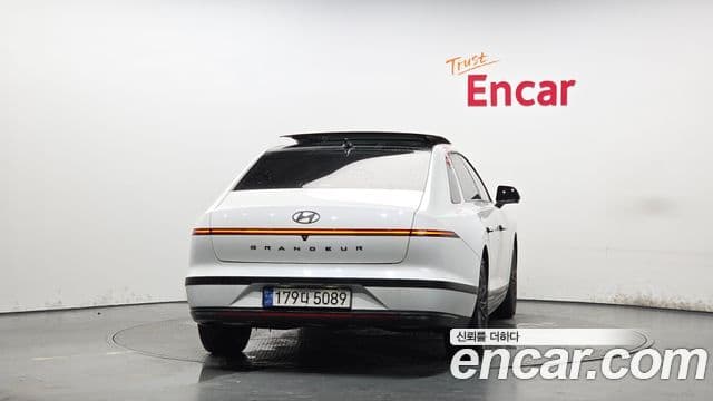 Grandeur 2.5 Benzină 2WD