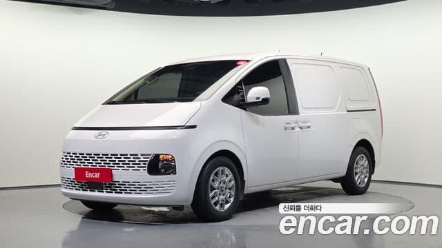 Staria L3.5 Cargo 3 locuri