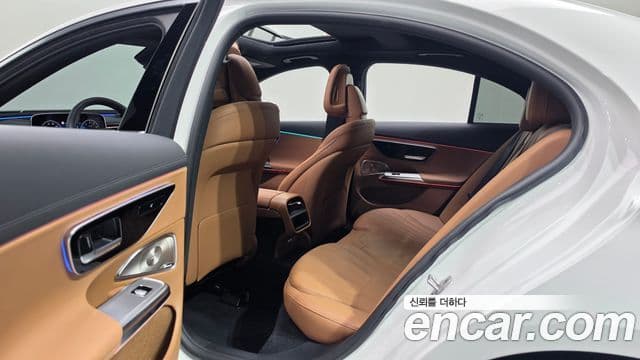 Clasa E E300 4MATIC AMG Line