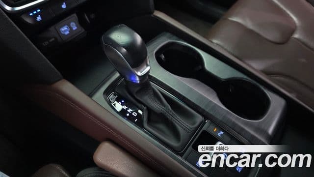 Santa Fe Benzină 2.0T 2WD