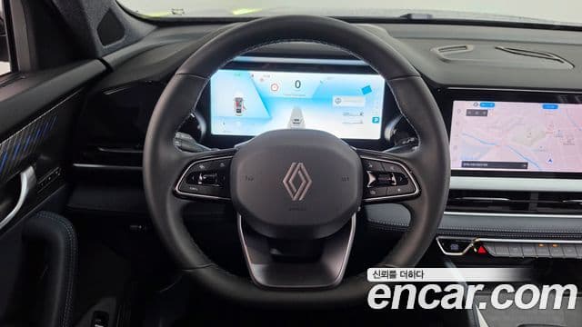 1.5 E-TECH Iconic 2WD