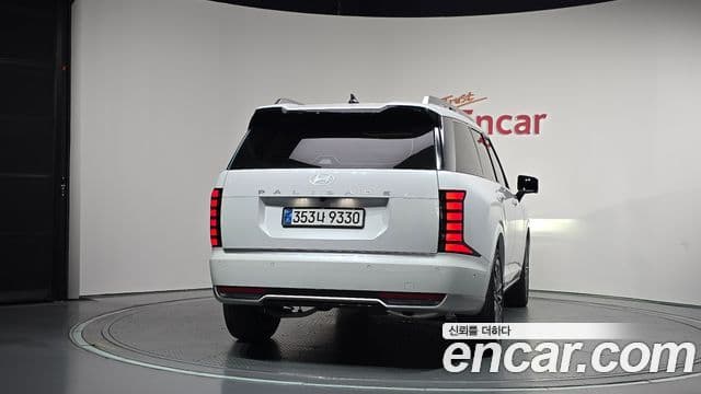 (LX3) Benzină 2.5T 2WD 7 locuri