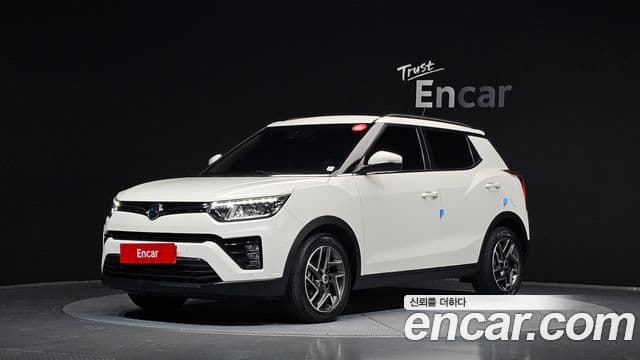 Very New Tivoli Benzină 1.5 2WD