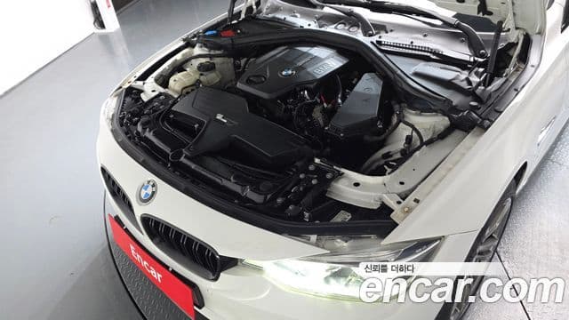 Seria 3 320d M Sport