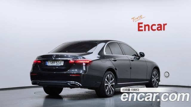 Clasa E E300e 4MATIC Exclusive