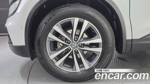 QM6 2.0 LPe LE 2WD