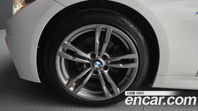 Seria 3 320i M Sport