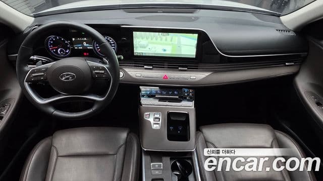Grandeur 3.0 LPi (Rent-a-car)