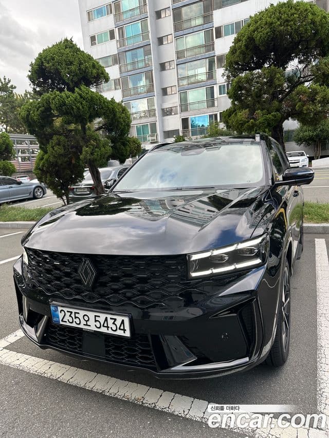 1.5 E-TECH Iconic 2WD