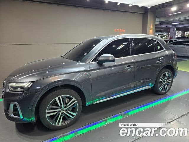 Q5 (FY) 40 TDI Quattro Premium