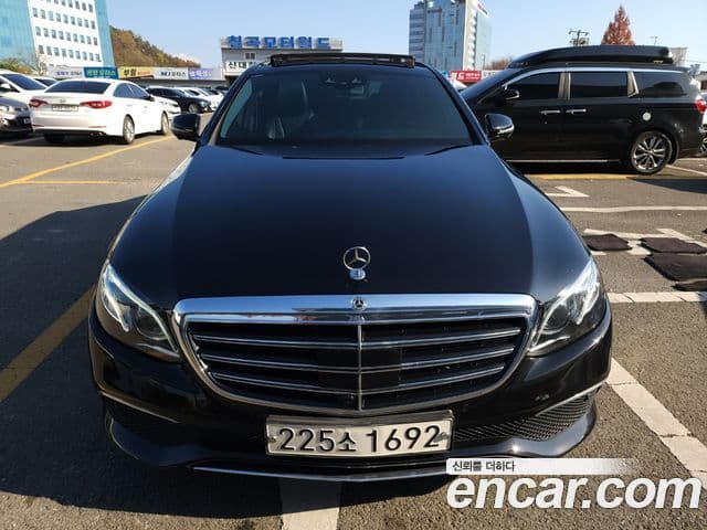 Clasa E E450 4MATIC Exclusive