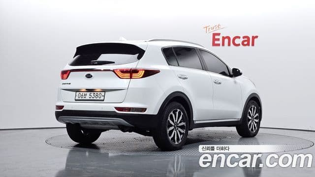 Sportage Benzină 2.0 2WD Noblesse
