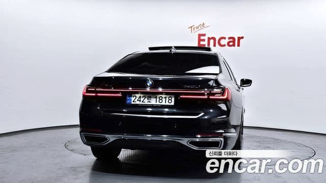 Seria 7 740Li xDrive Design Pure Excellence