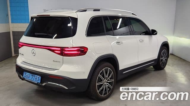 EQB EQB300 4MATIC AMG Line