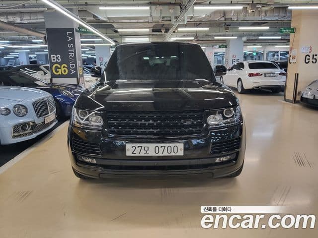 Range Rover 4.4 SDV8 AB LWB Motorină