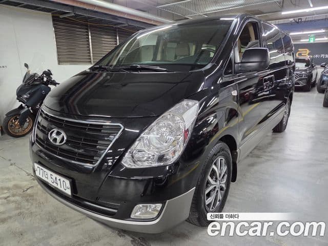 Grand Starex 11 locuri Wagon
