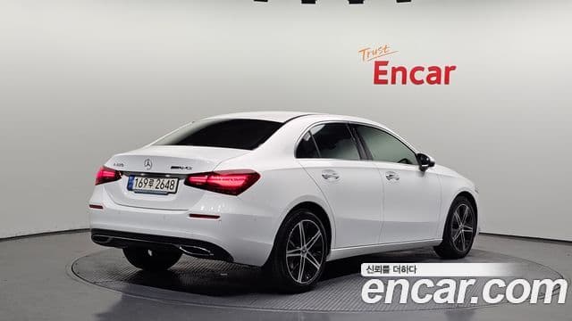 Clasa A A220 Sedan