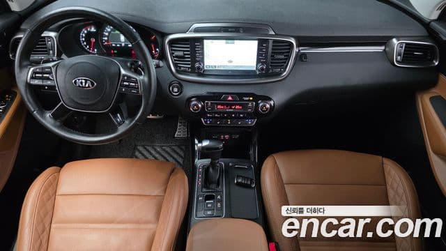 Sorento Benzină 2.0 Turbo 2WD