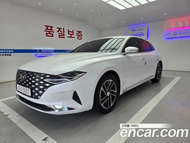 Grandeur 3.0 LPi (Rent-a-car)