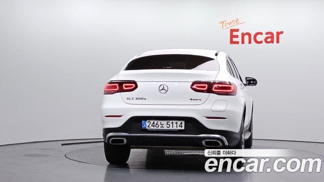 Clasa GLC GLC300e 4MATIC Coupé