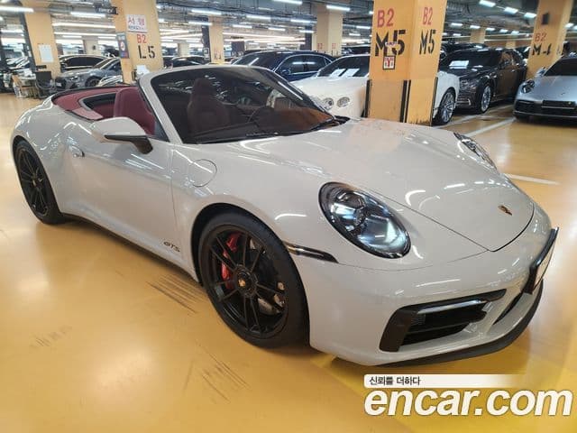 911 (992) Carrera 4 GTS Cabriolet