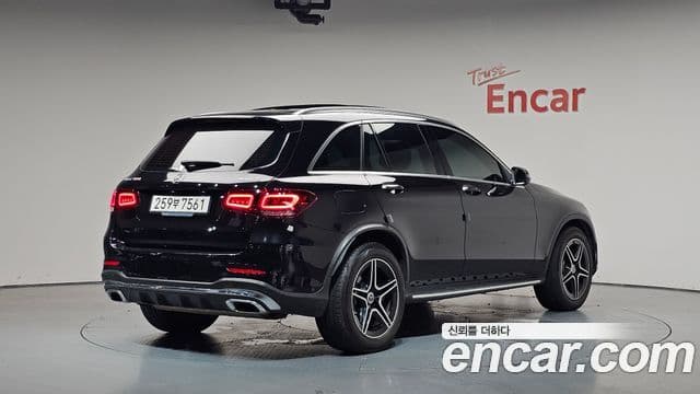 Clasa GLC GLC300 4MATIC Premium