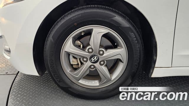 Avante 1.6 GDI Smart