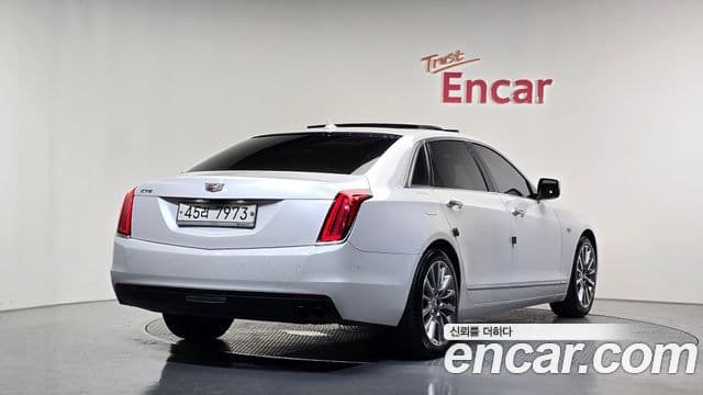 CT6 2.0 Turbo