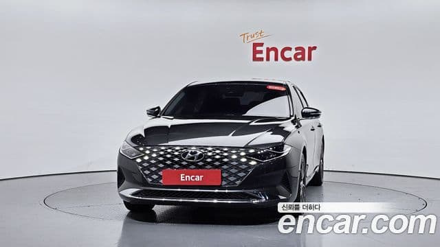 Grandeur 3.0 LPi (Rent-a-car)