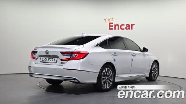 Accord 2.0 Hybrid Touring