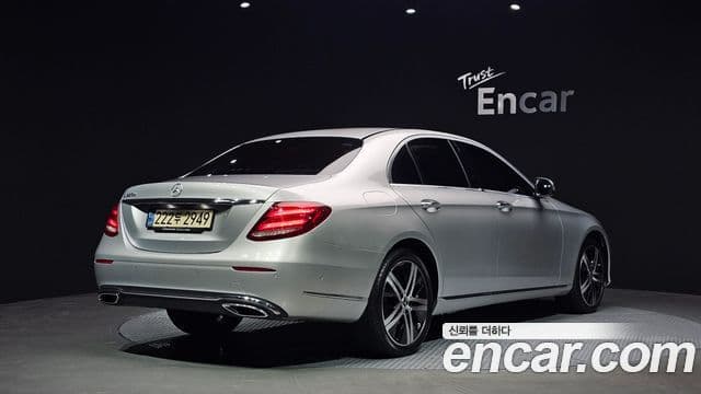 Clasa E E220d Exclusive