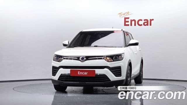 Very New Tivoli Benzină 1.5 2WD