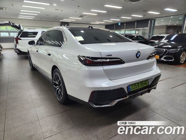 Seria 7 740d xDrive M Sport