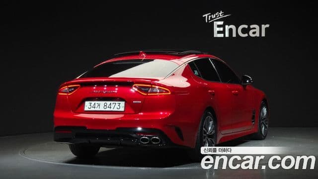 Stinger 2.2 Motorină AWD