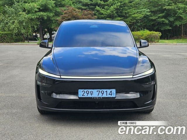 Y Long Range AWD