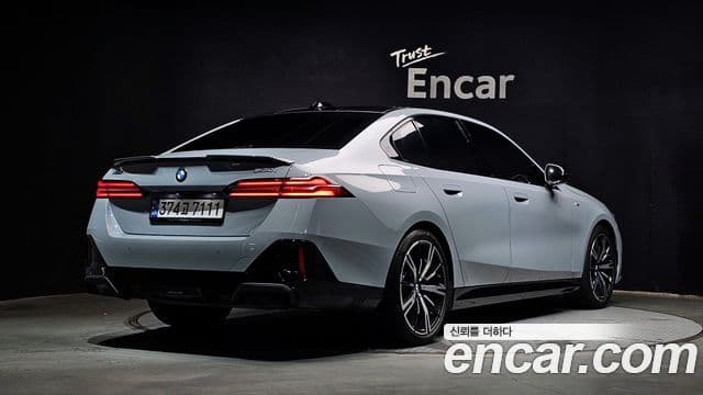 Seria 5 530i xDrive M Sport