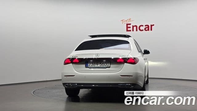Clasa E E200 Avantgarde