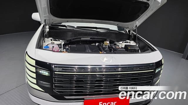 (LX3) Benzină 2.5T 2WD 7 locuri