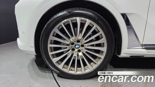 X7 xDrive 40d Design Pure Excellence 7 locuri