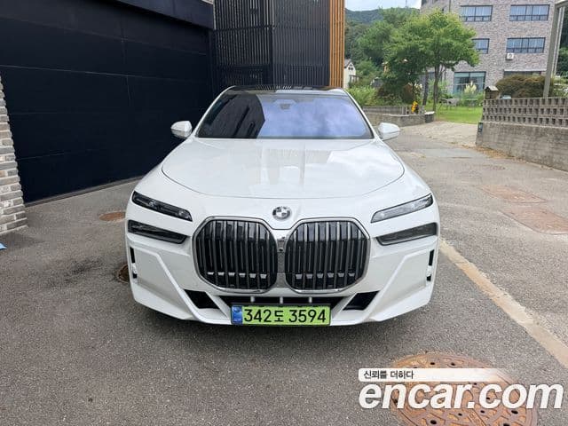 Seria 7 740d xDrive M Sport
