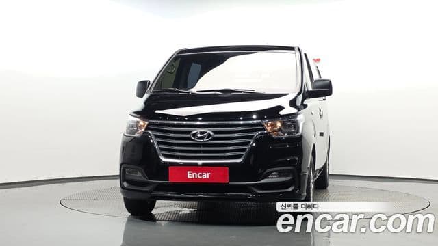 Grand Starex Van 5 locuri