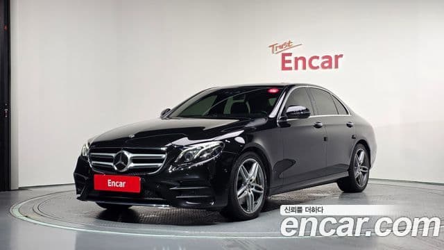 Clasa E E300 4MATIC AMG Line