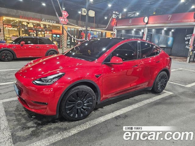 Y Long Range AWD