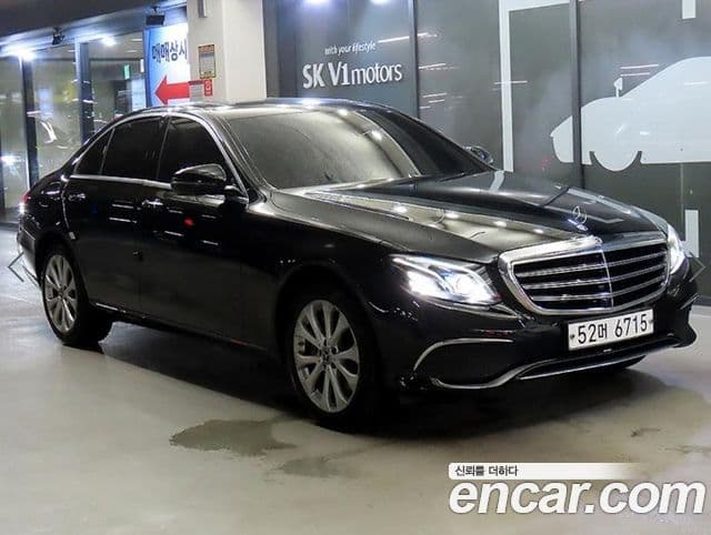 Clasa E E300 4MATIC Exclusive