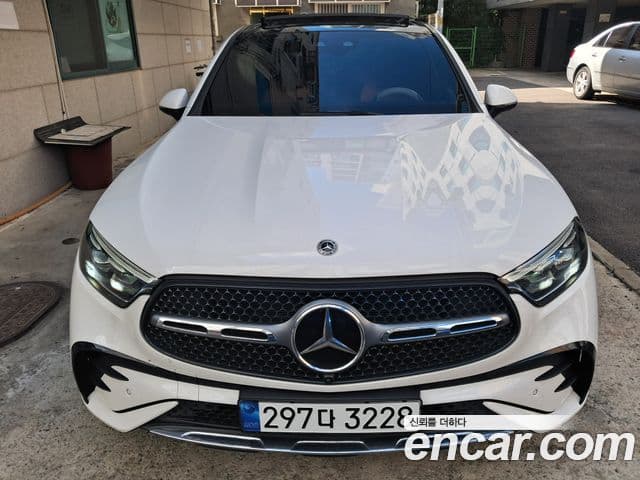 Clasa GLC GLC300 4MATIC Coupé