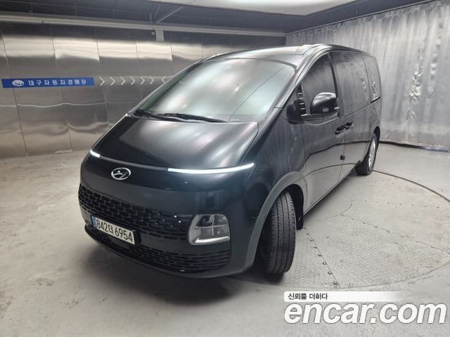 Staria L3.5 Cargo 5 locuri