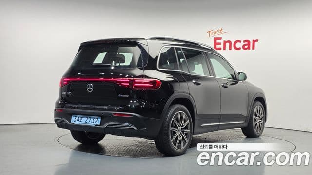EQB EQB300 4MATIC AMG Line
