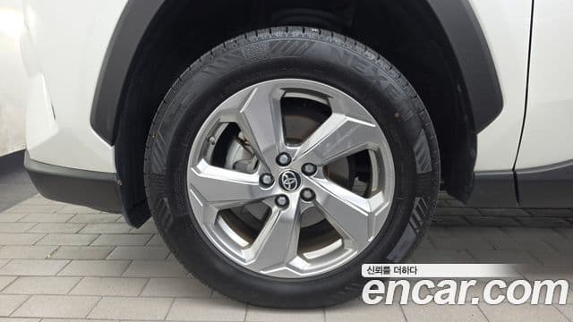 RAV4 2.5 2WD Hybrid